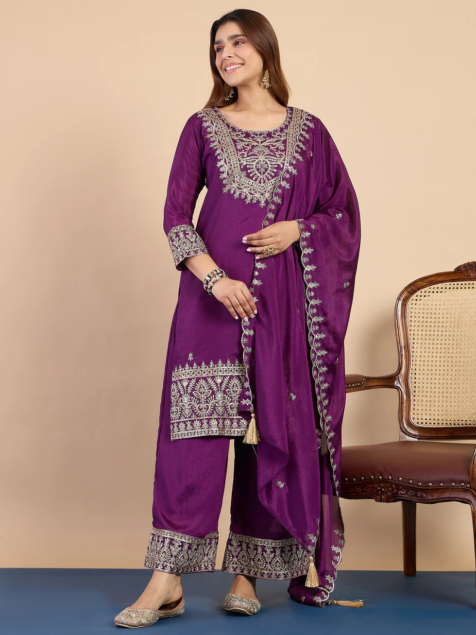 Ira Embroidered Silk Blend Kurta Set