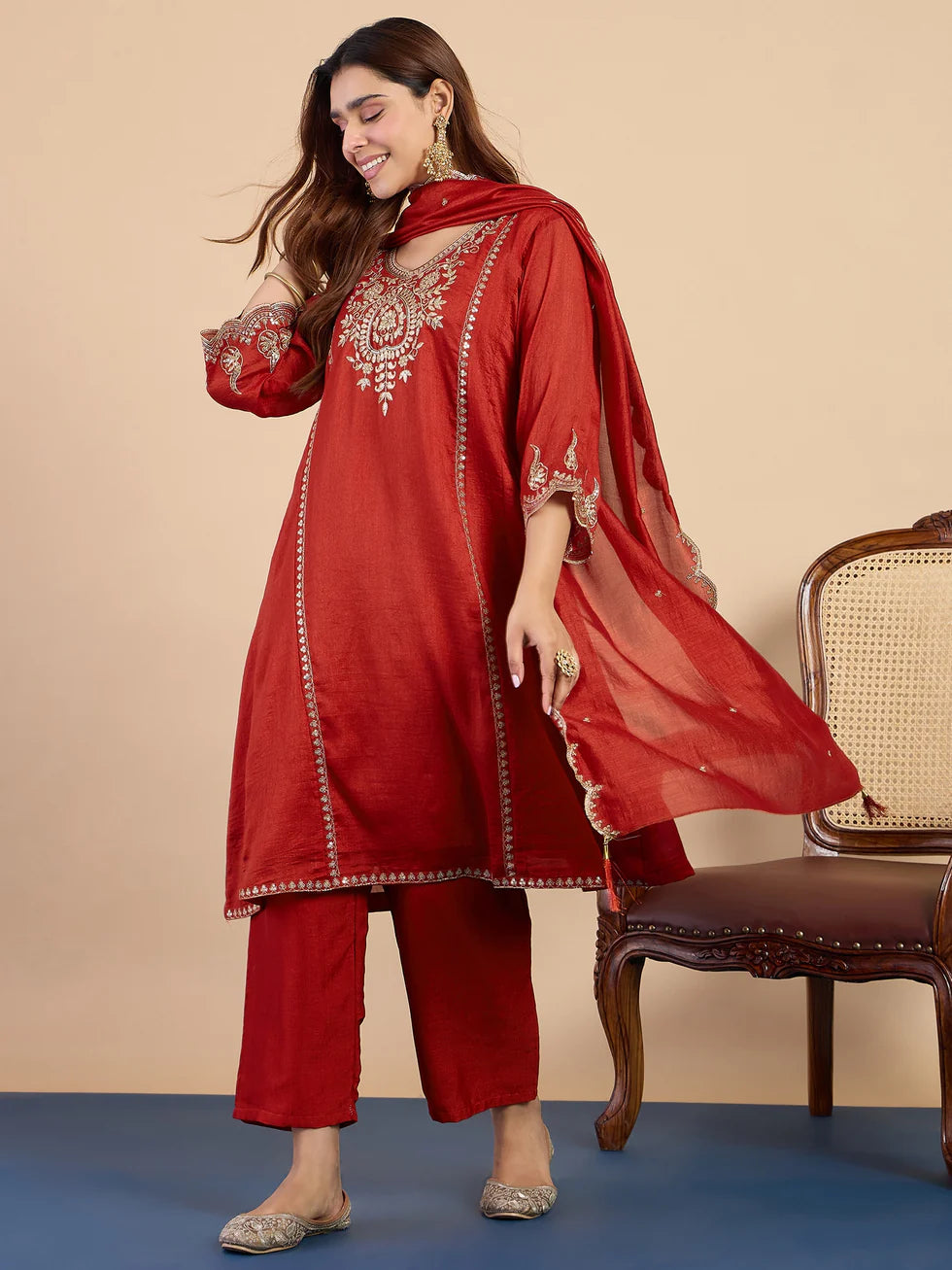 Ira Embroidered Silk Kurta Set