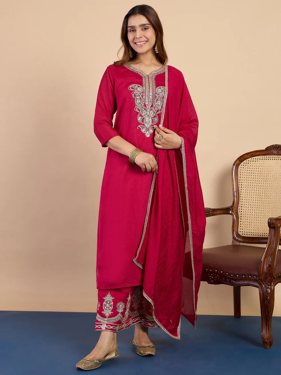 Floral embroidered silk_blend v_neck Kurta Trouser & Dupatta Set