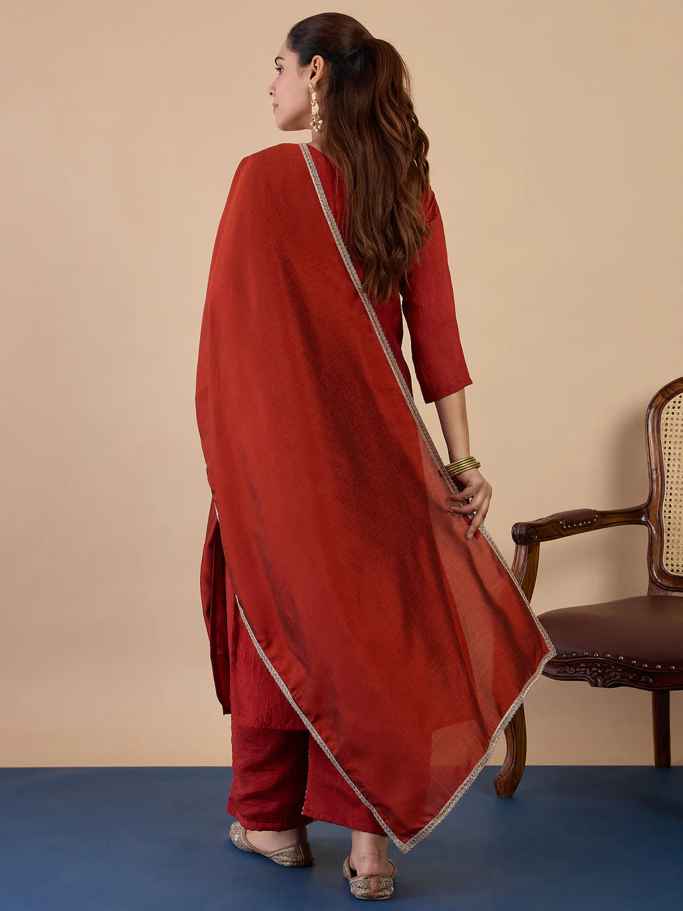 Floral Embroidered Silk_Blend V_Neck Kurta Trouser & Dupatta Set