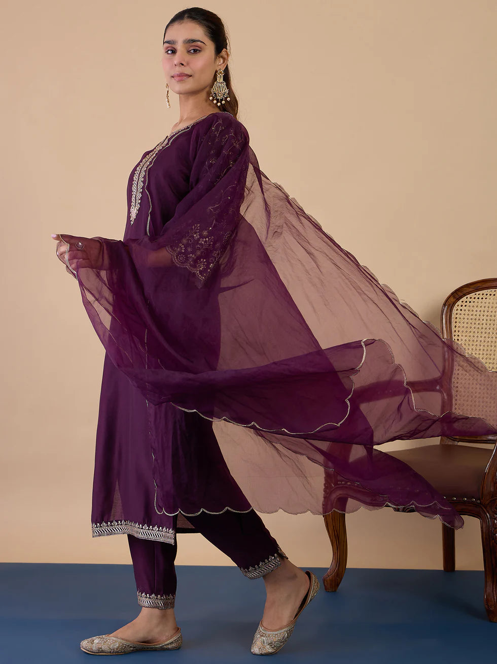Floral Embroidered Muslin Round_Neck Kurta Trouser & Dupatta Set