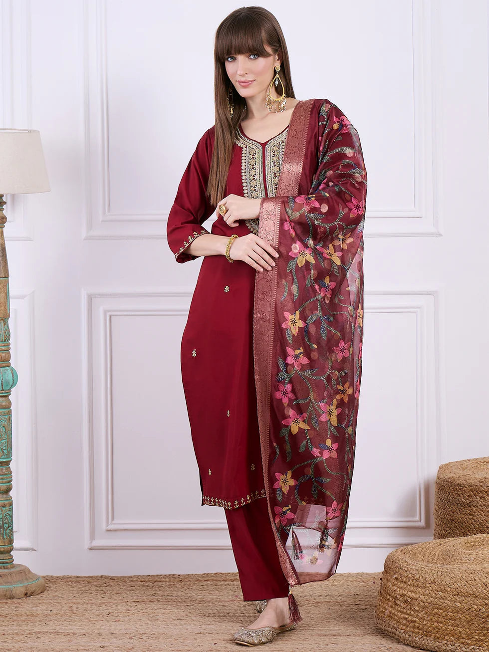 Floral Embroidered Silk_Blend V_Neck Kurta Trouser & Dupatta Set