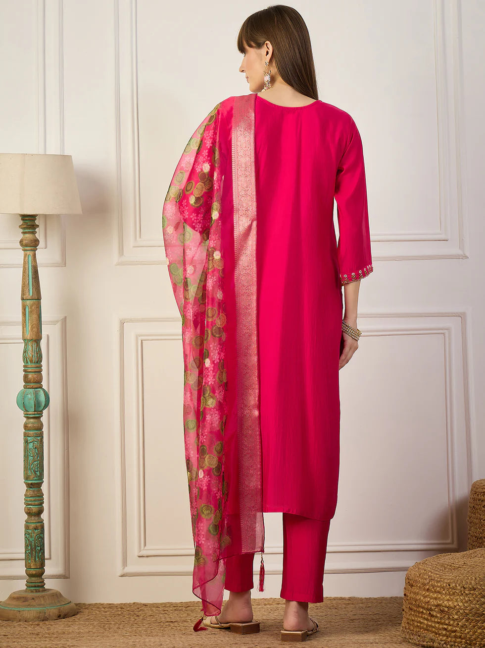 Floral Embroidered Silk_Blend V_Neck Kurta Trouser & Dupatta Set