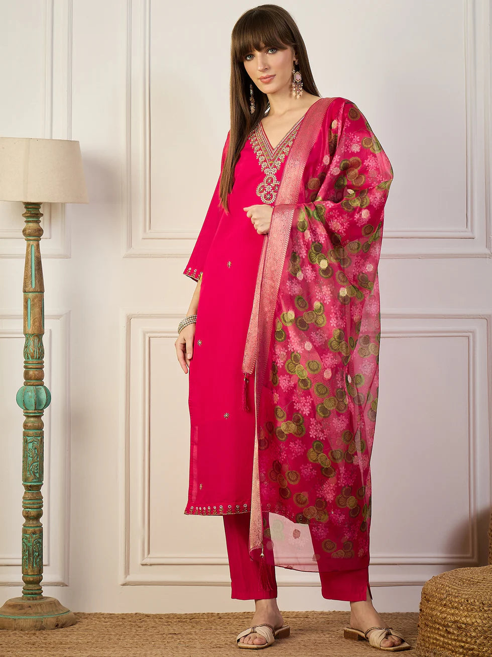 Floral Embroidered Silk_Blend V_Neck Kurta Trouser & Dupatta Set