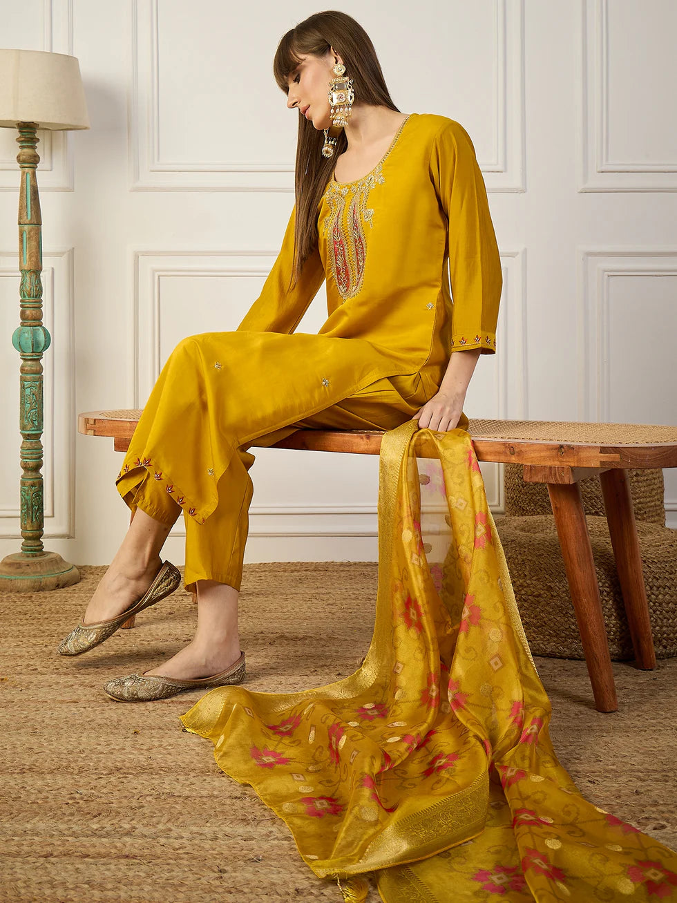 Floral Embroidered Silk_Blend V_Neck Kurta Trouser & Dupatta Set
