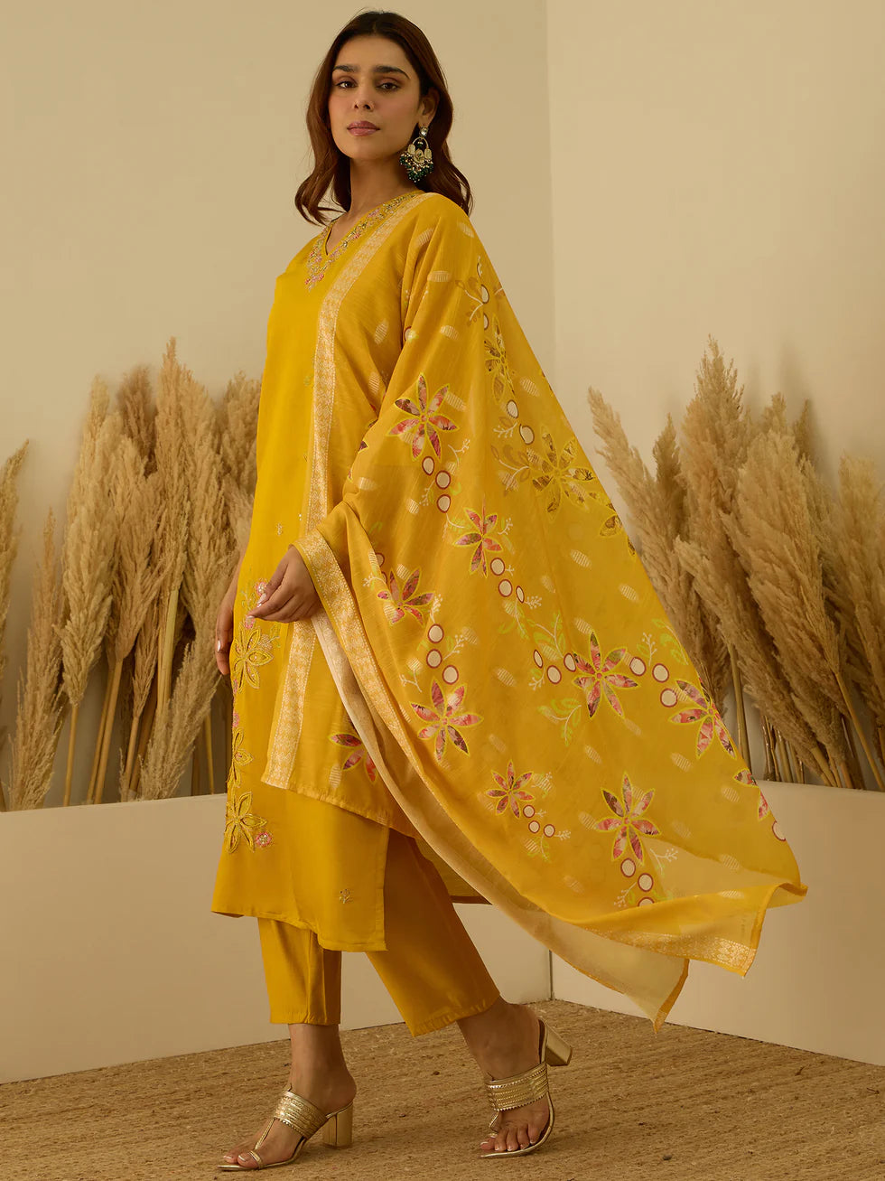 Mustard Blossom Festive Set