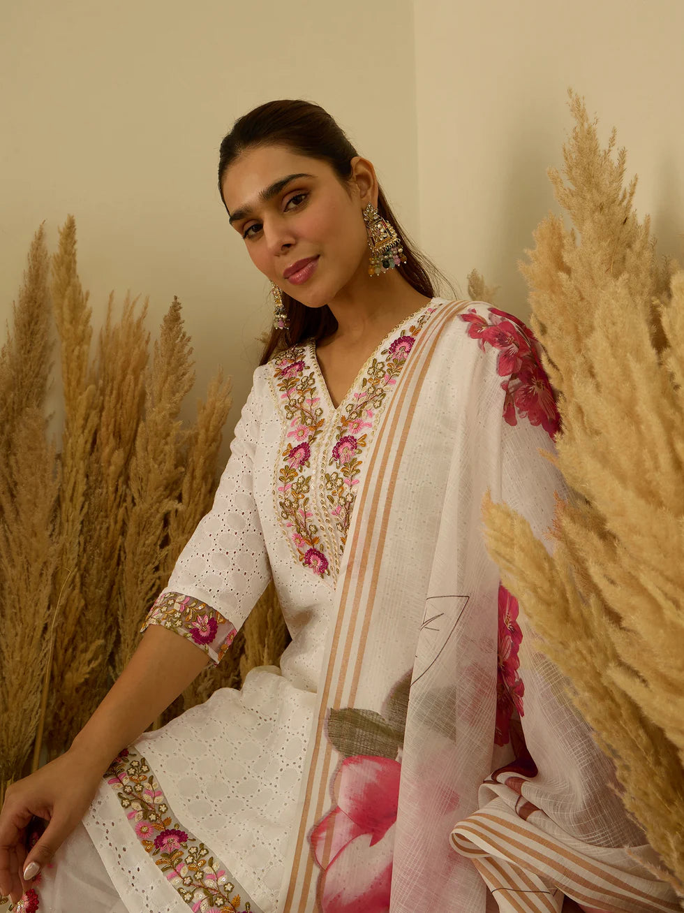 Ivory Floral Elegance Set