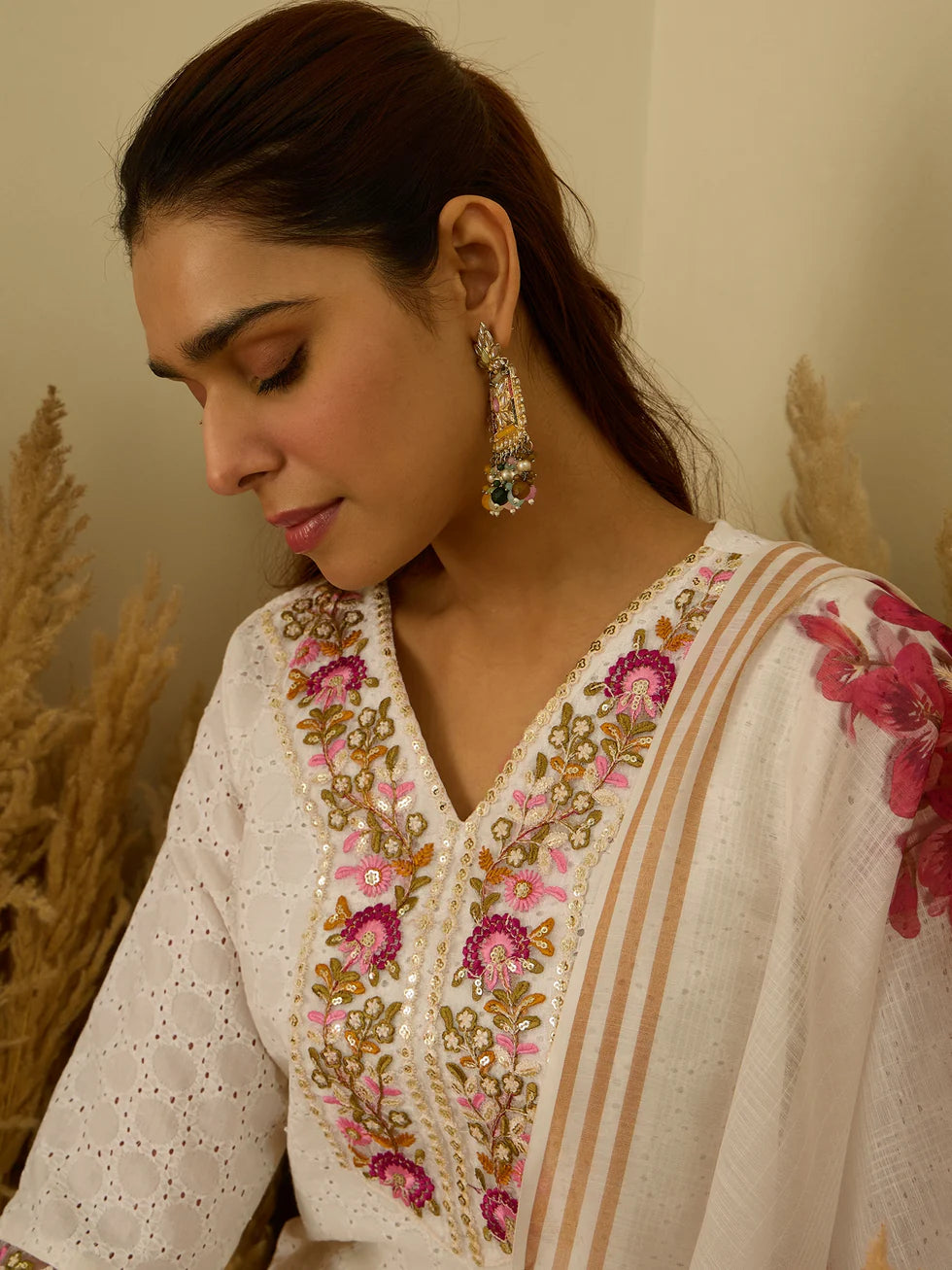 Ivory Floral Elegance Set