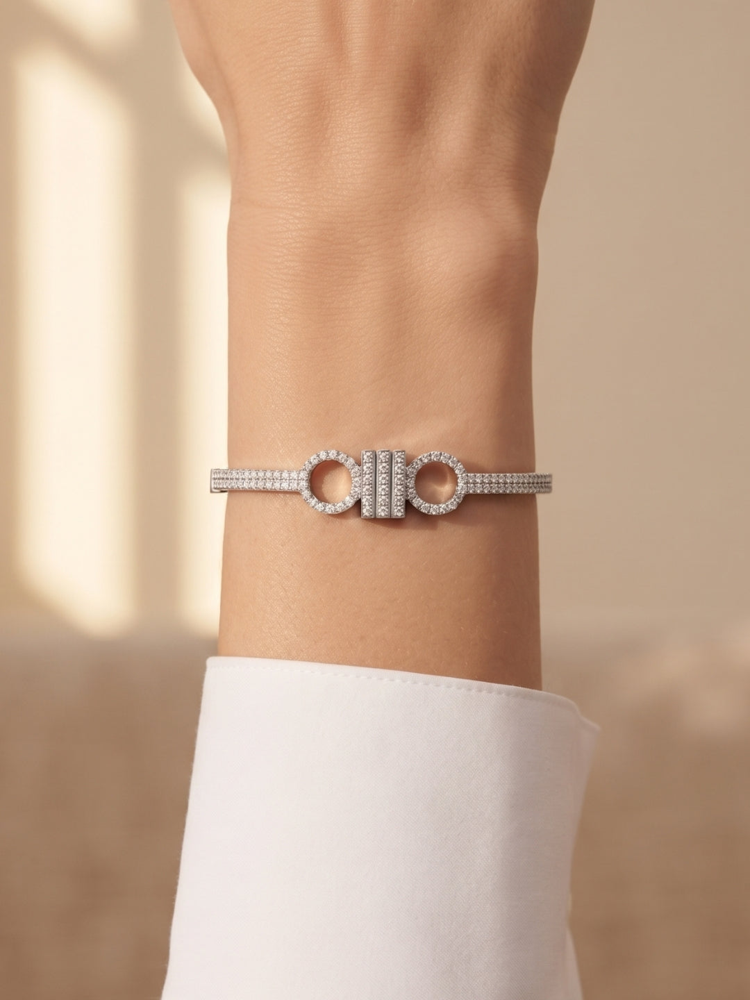 925 Silver Infinity Circle Bangle Bracelet for Women