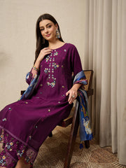Elara Embroidered Kurta Set