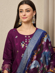 Elara Embroidered Kurta Set