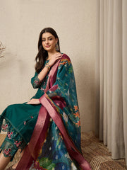 Elara Embroidered Kurta Set