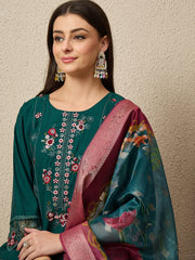 Elara Embroidered Kurta Set