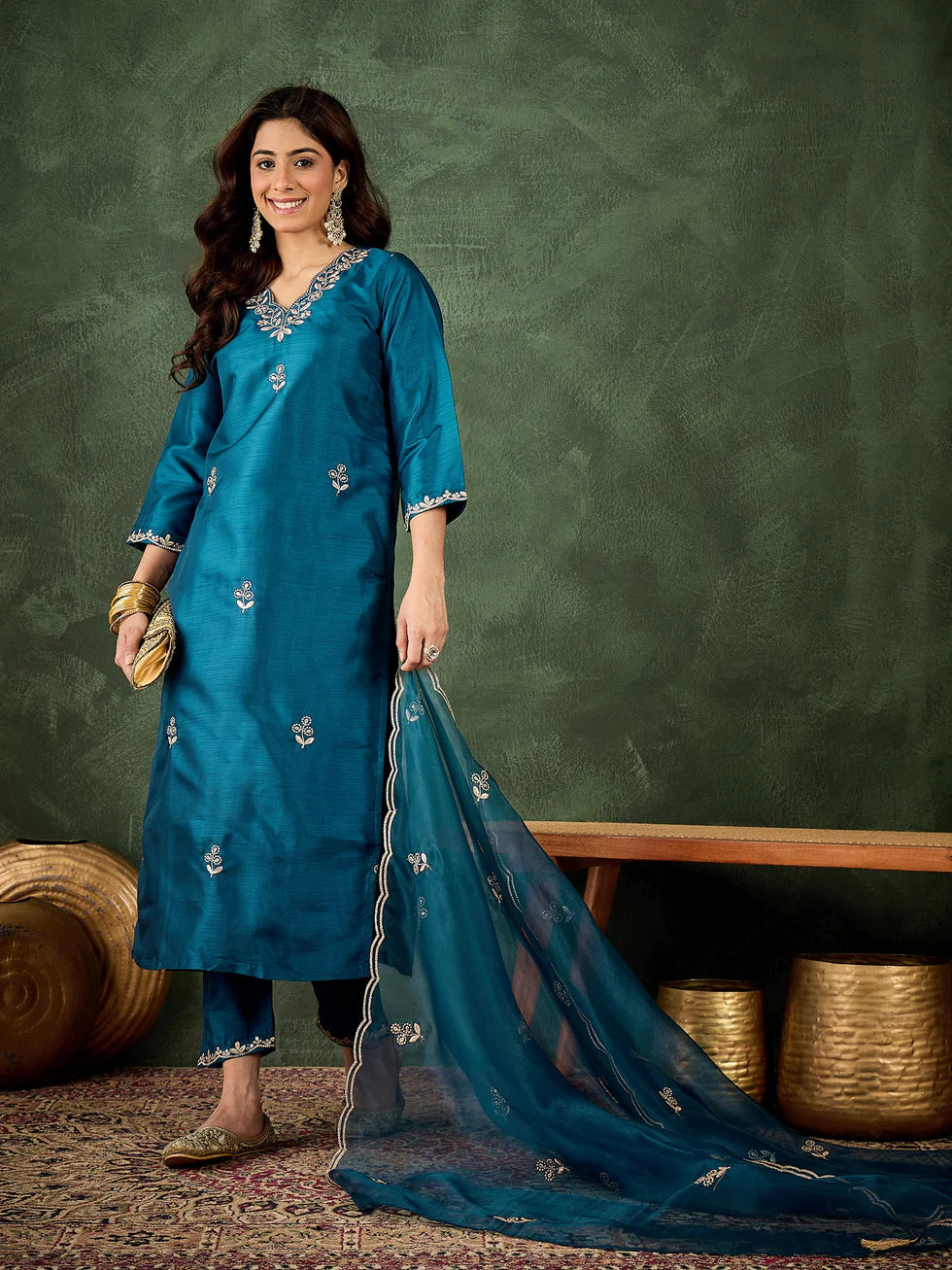 Floral Embroidered Kurta Set