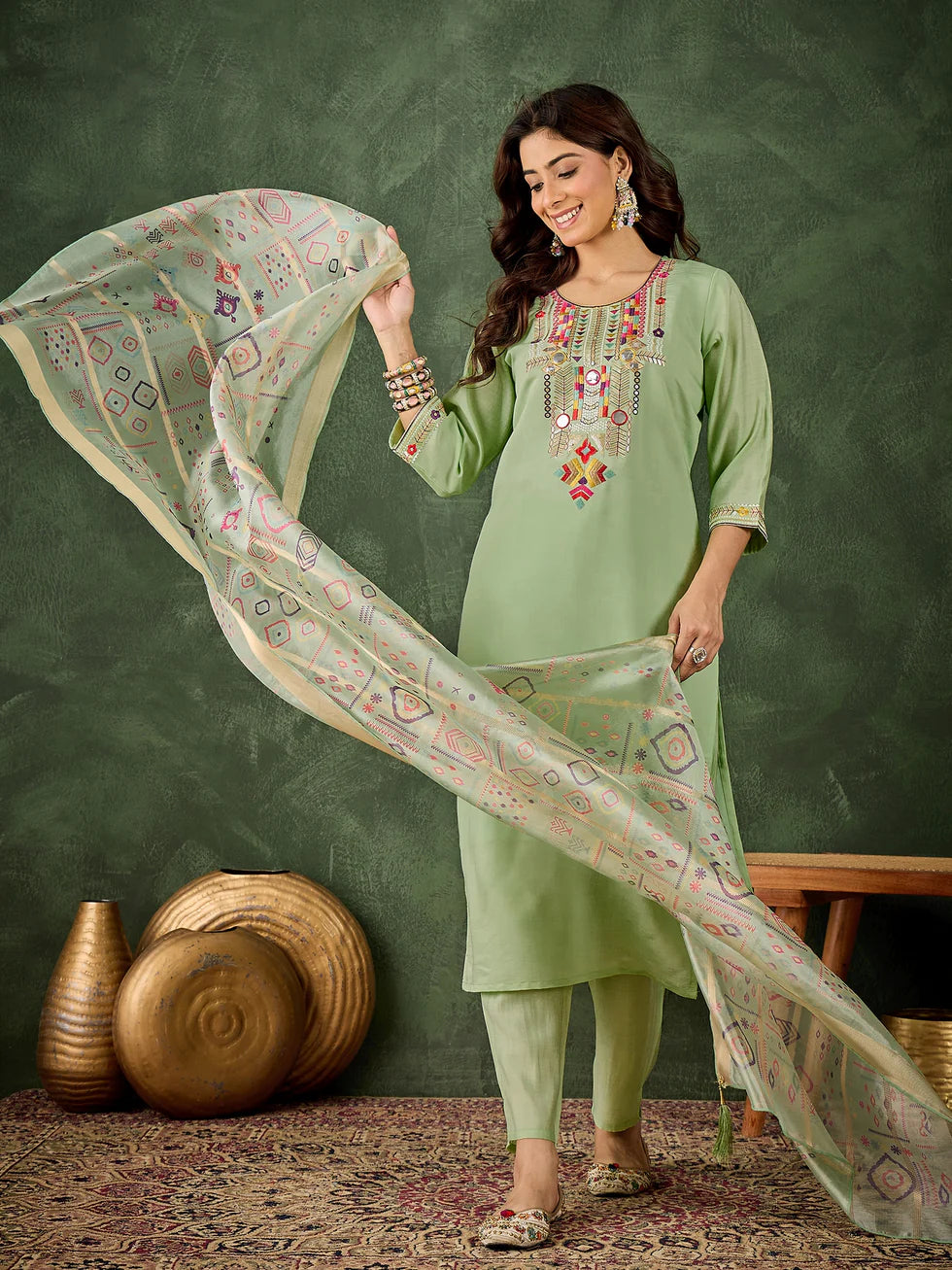 Floral Embroidered Kurta Set