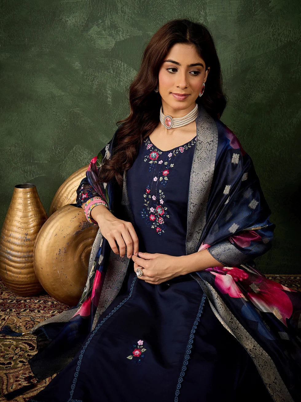 Floral Embroidered Silk Round_Neck Kurta Trouser & Dupatta Set