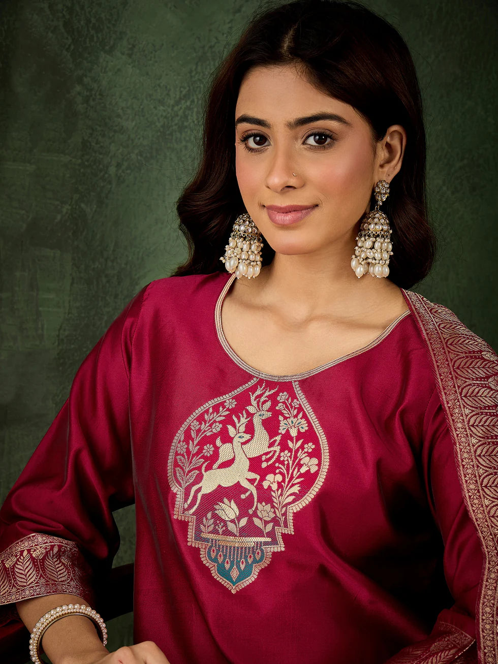 Floral Embroidered Kurta Set