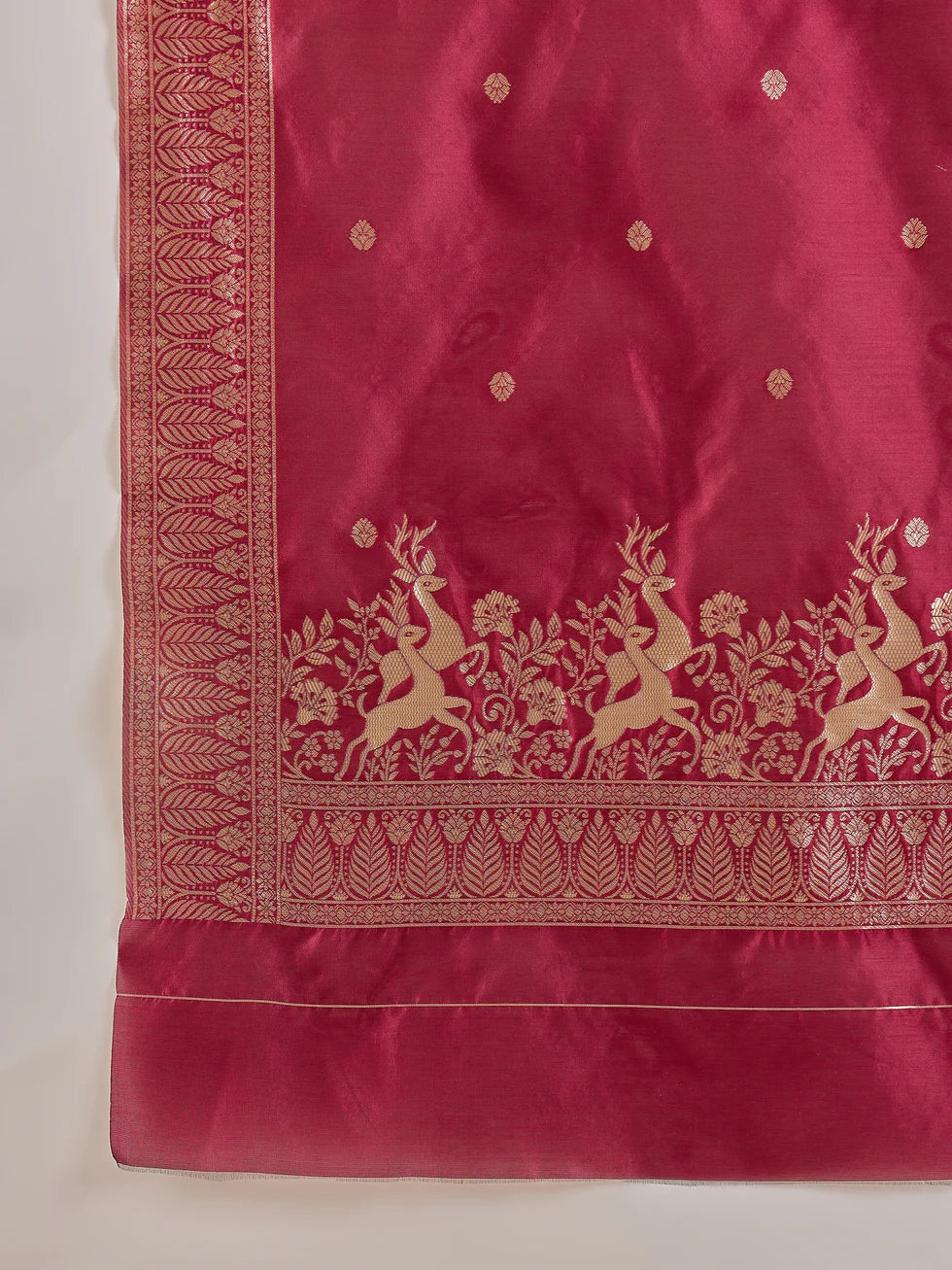 Floral Embroidered Kurta Set