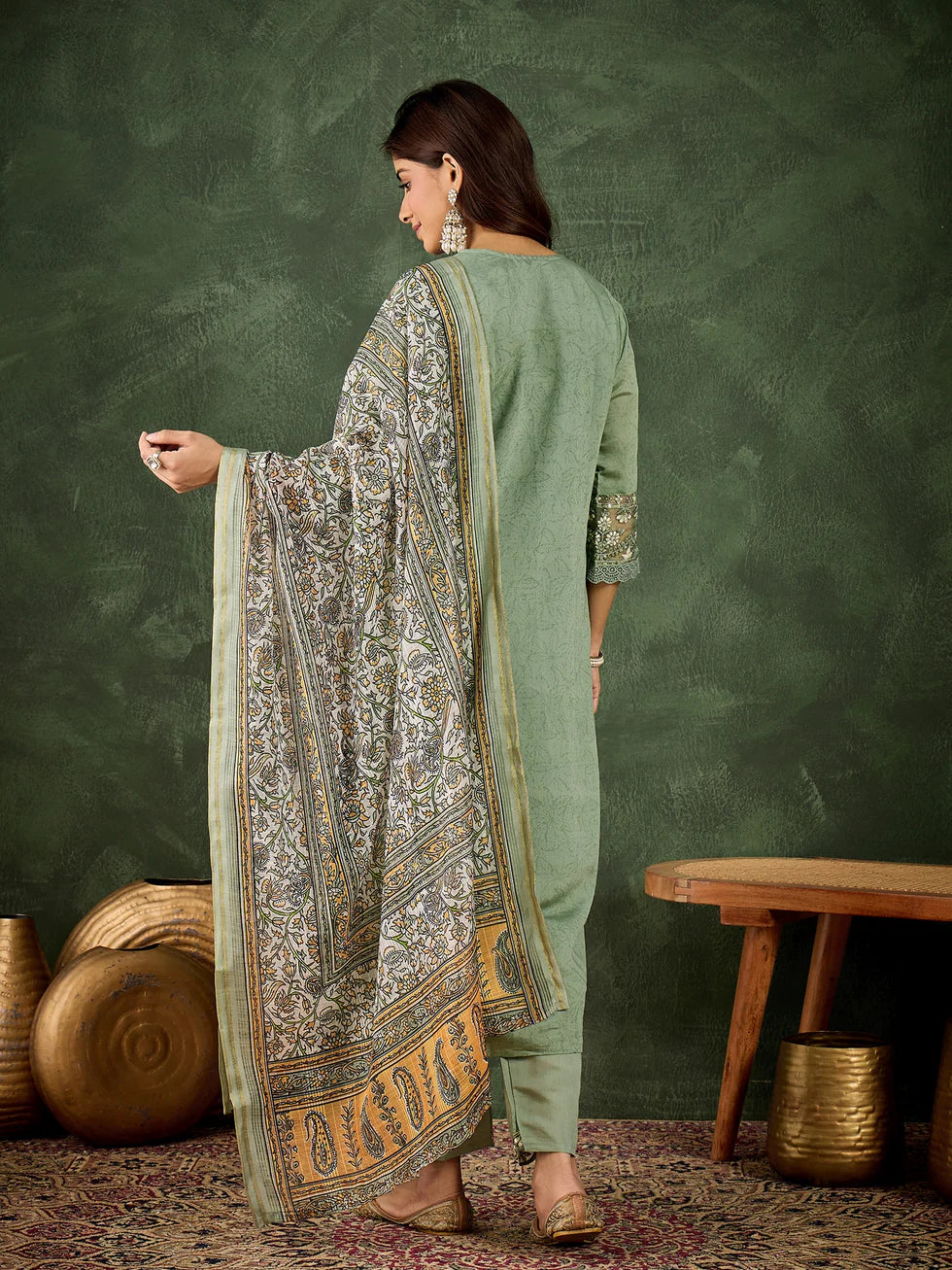 Floral Embroidered Silk_Blend Round_Neck Kurta Trouser & Dupatta Set