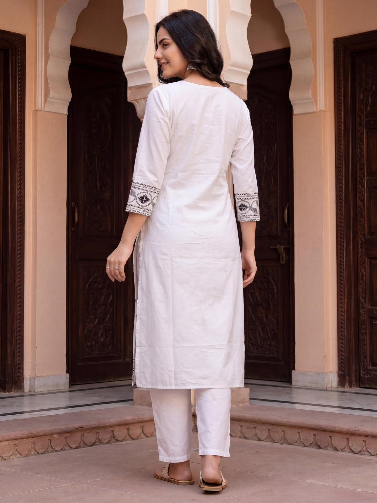 White Embroidered Straight Kurta Trousers With Dupatta Set