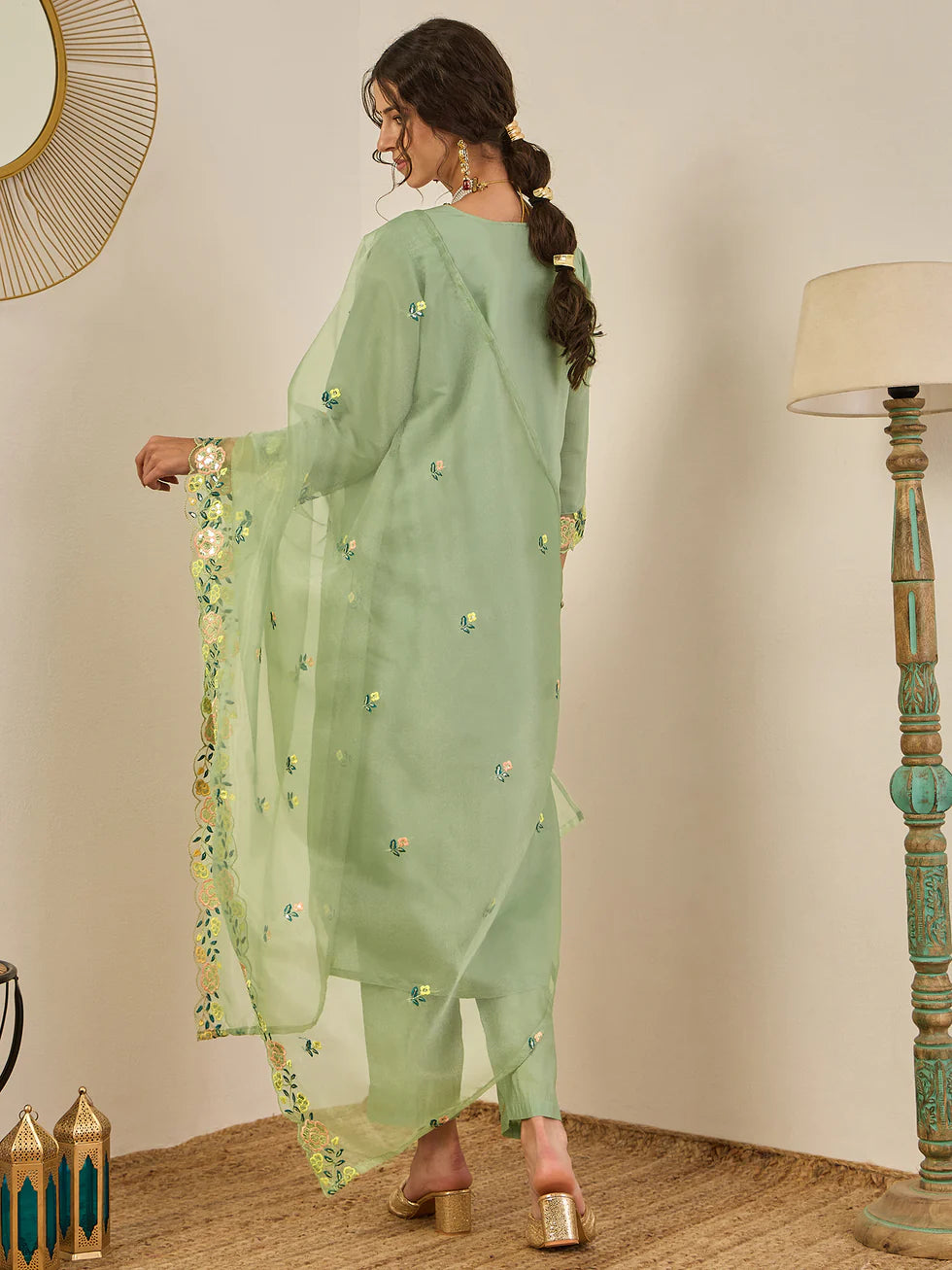 Aarna Embroidered Kurta Set