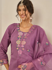 Aarna Embroidered Kurta Set