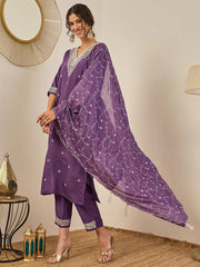 Inara Embroidered Kurta Set