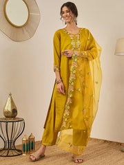 Aarna Embroidered Kurta Set