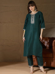 Meher Emerald Green Embroidered Kurta Set with Floral Organza Dupatta