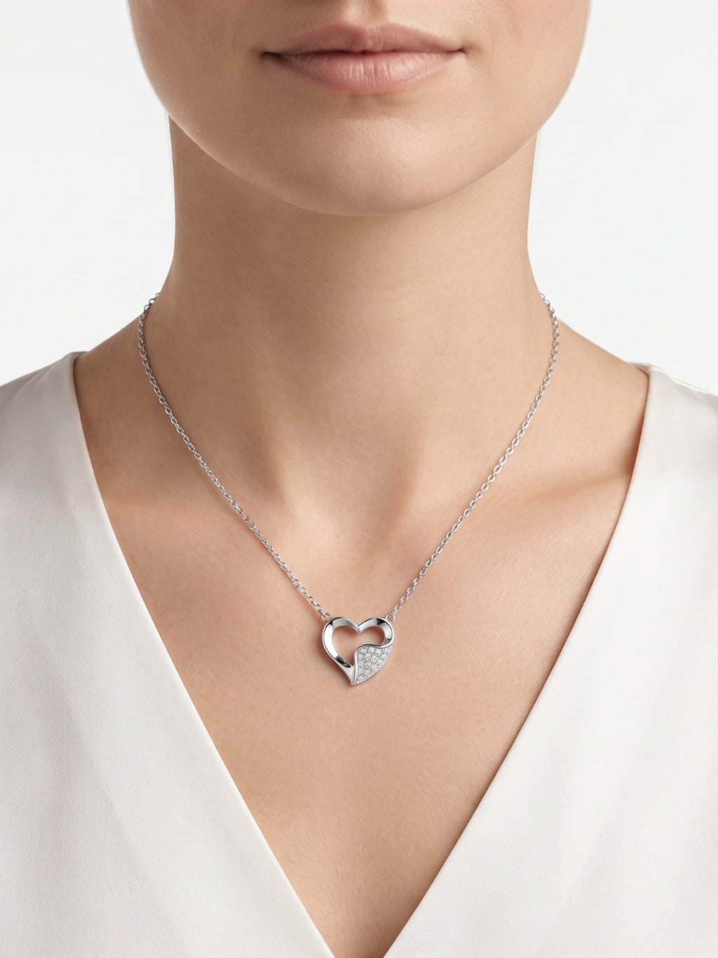 925 Sterling Pure Silver Radiant Pavé Heart Necklace for Women