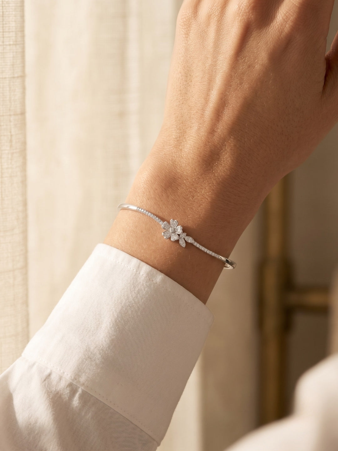 92.5 Sterling Silver Bloom Grace Floral Bracelet for Women