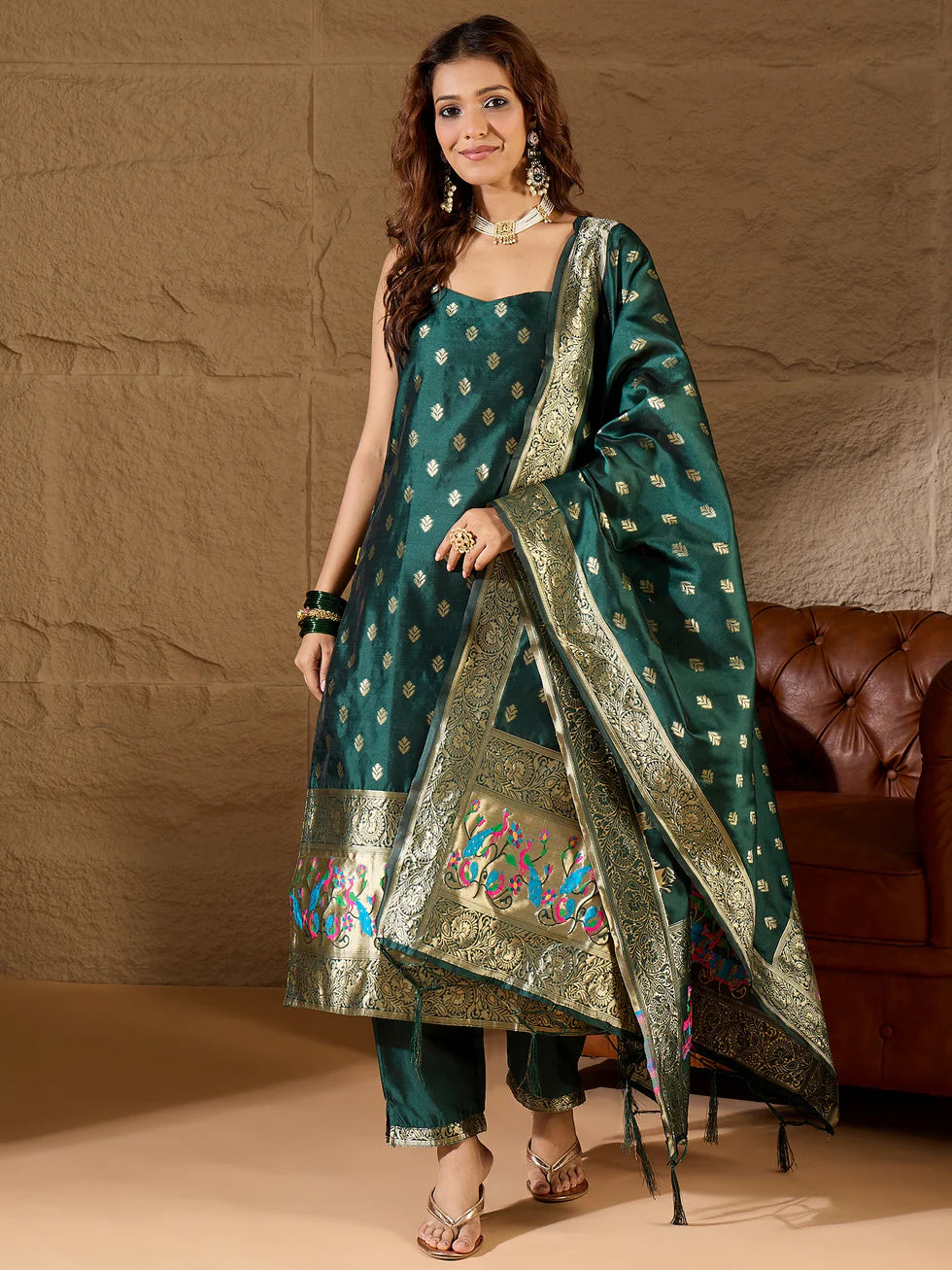 Mayuri Silk Blend Kurta Set