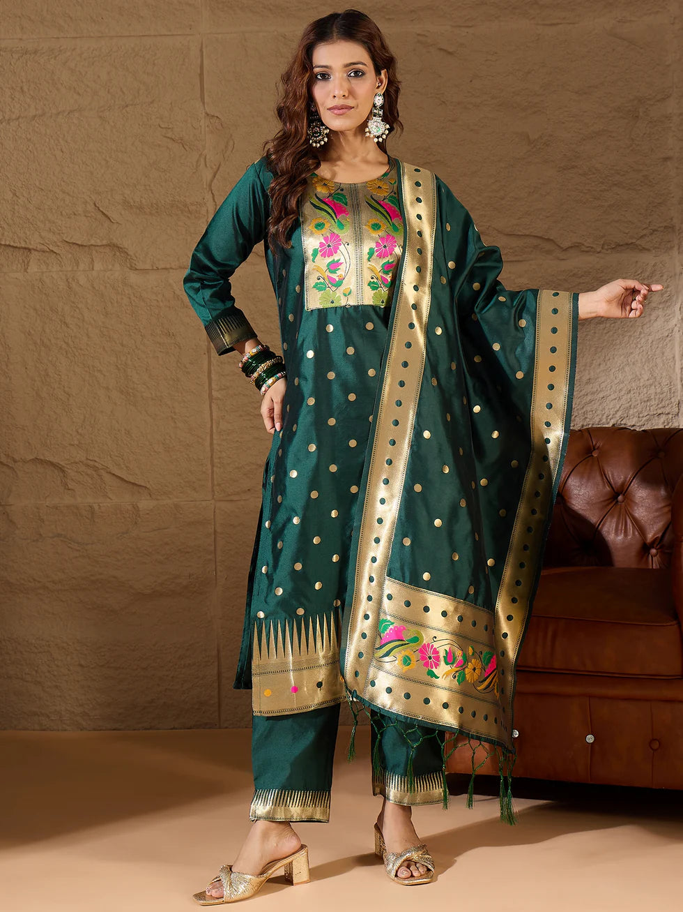 Aarohi Embroidered Kurta Set