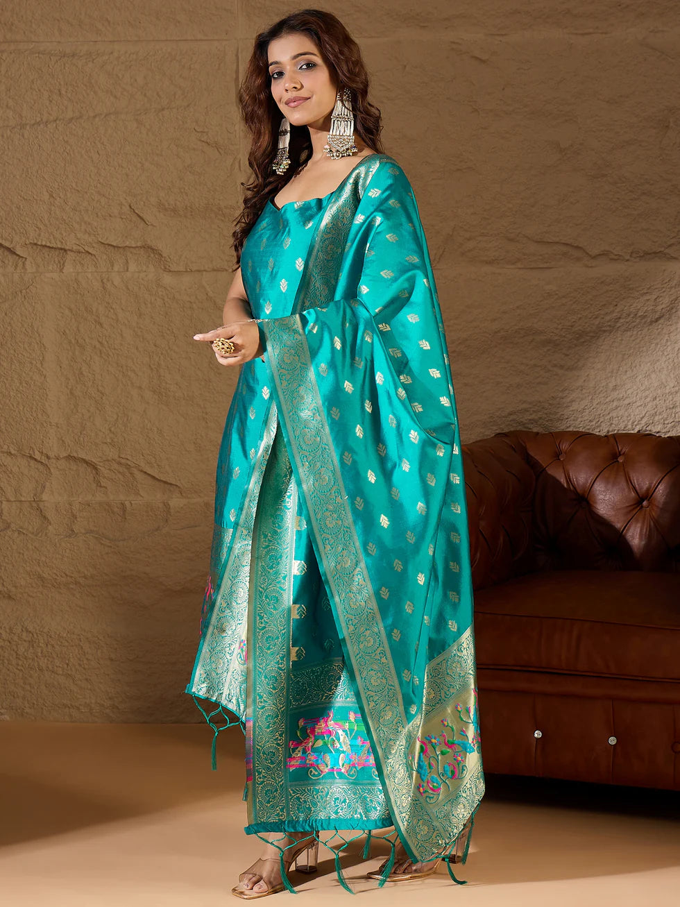 Mayuri Silk Blend Kurta Set