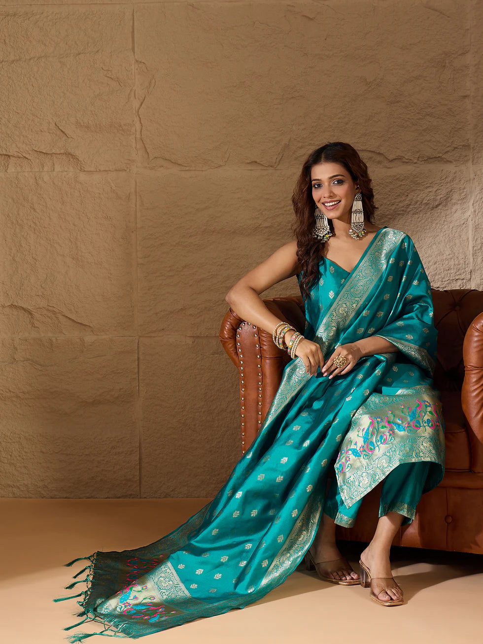 Mayuri Silk Blend Kurta Set