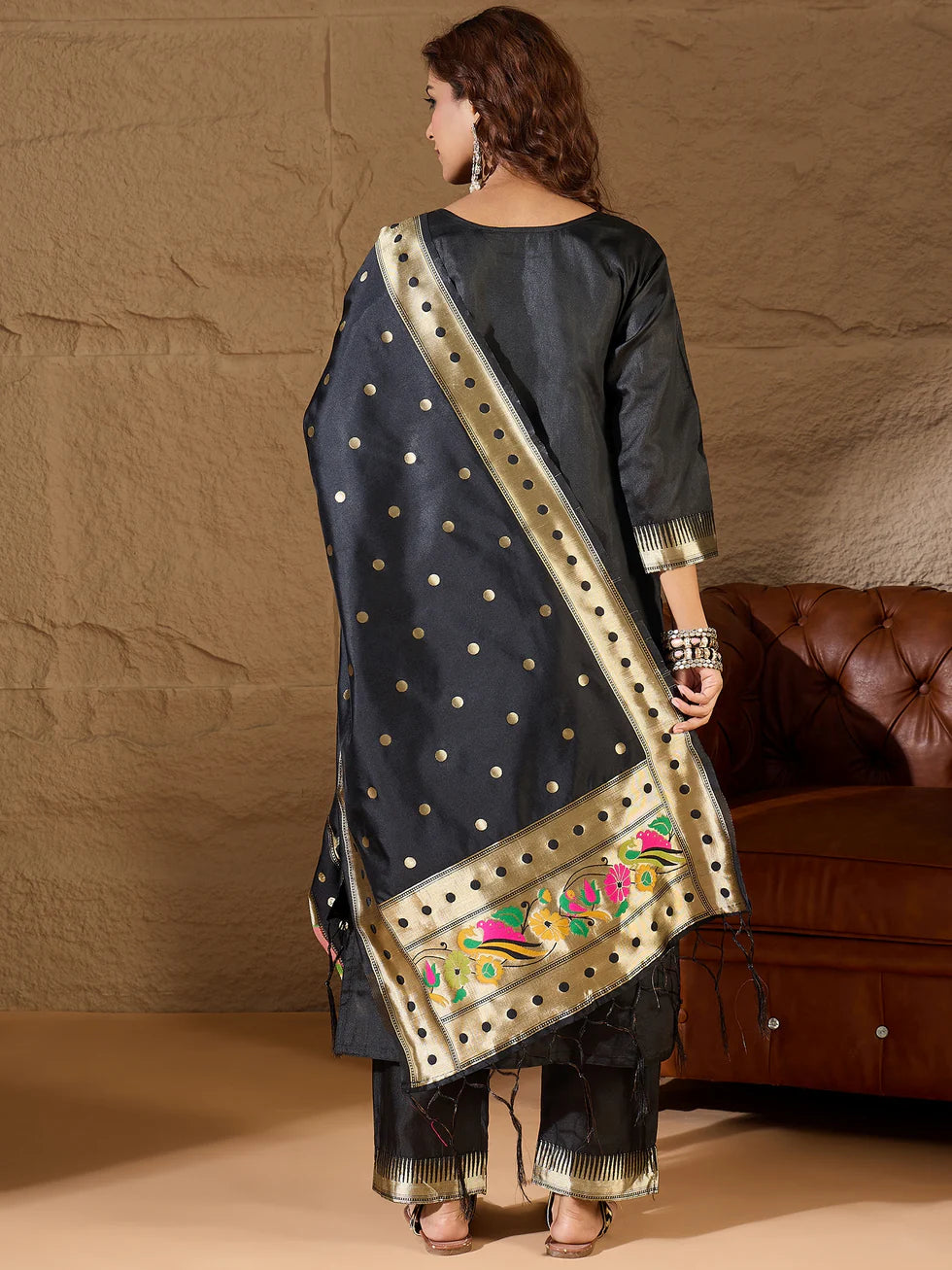Aarohi Embroidered Kurta Set