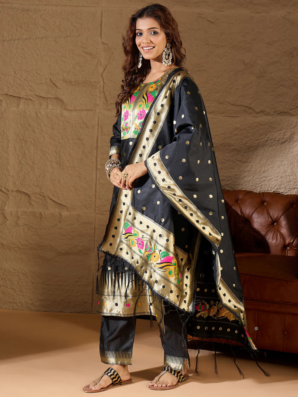 Aarohi Embroidered Kurta Set