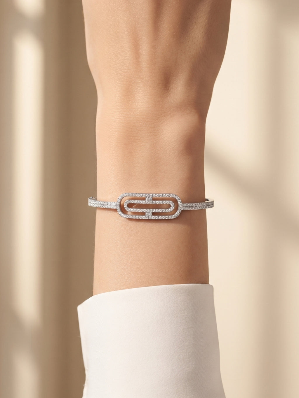 925 Silver Modern Loop Luxe Bracelet for Women