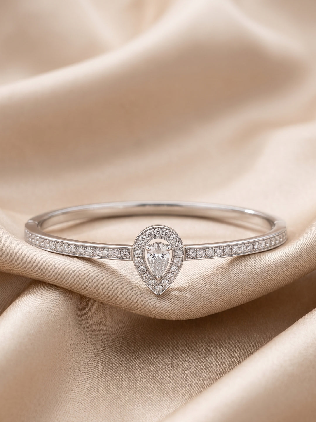 92.5 Sterling Silver Pear Halo Diamond Bracelet for Women