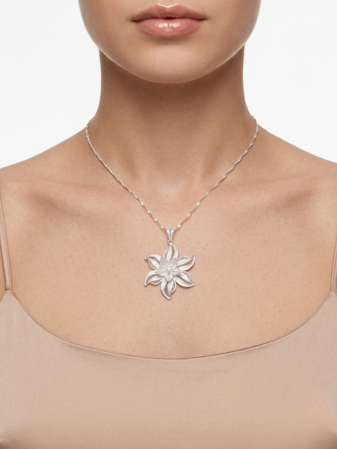 925 Sterling Silver Floral Windmill Filigree Pendant For Women