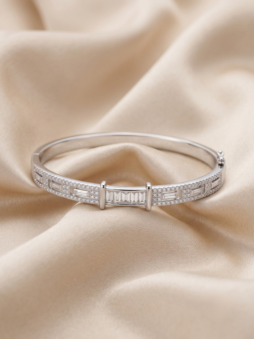 92.5 Sterling Silver Radiant Baguette Crystal Silver Bracelet for Women