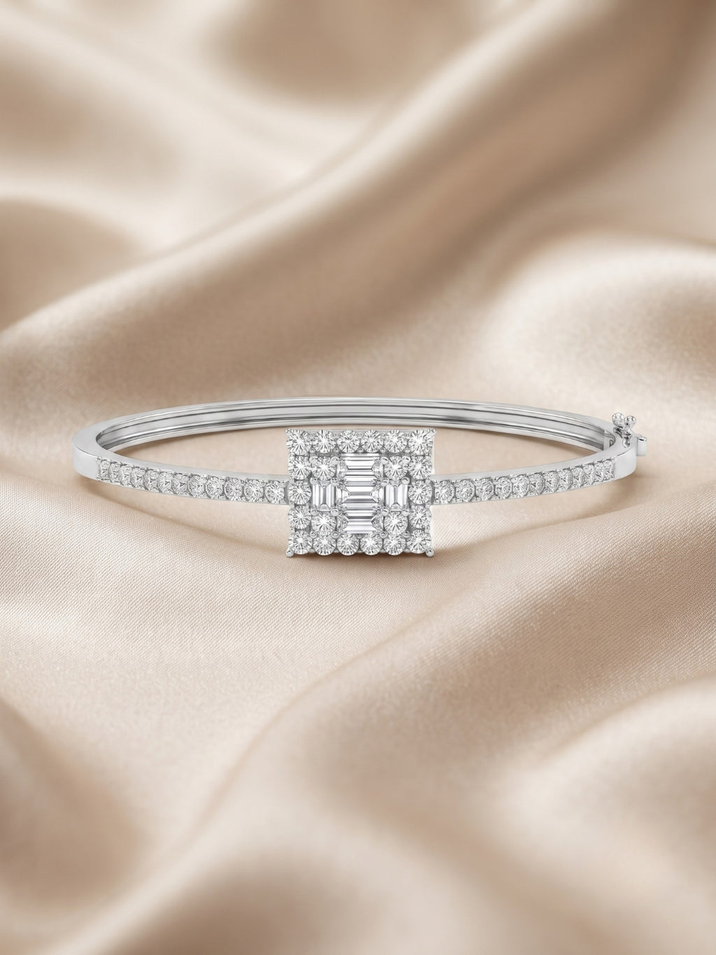 925 Silver Aurora Emerald Halo Bracelet for Women