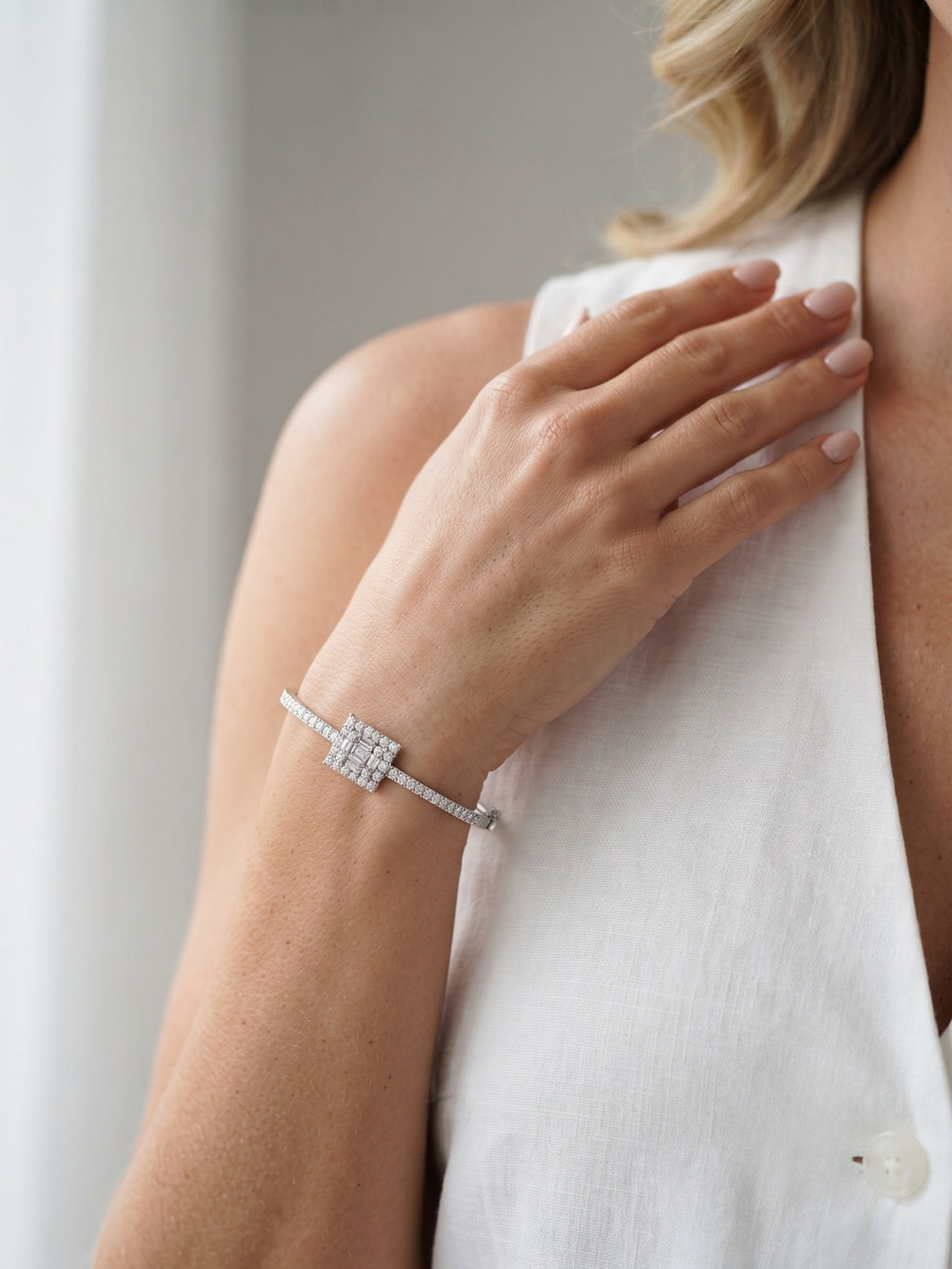 925 Silver Aurora Emerald Halo Bracelet for Women