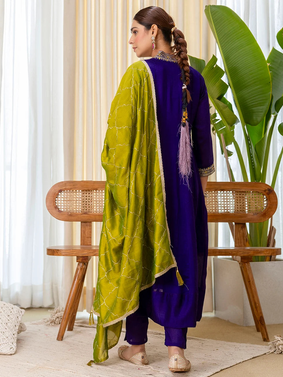 Kriti Women's Purple Festive Thread Work Straight Kurta Set