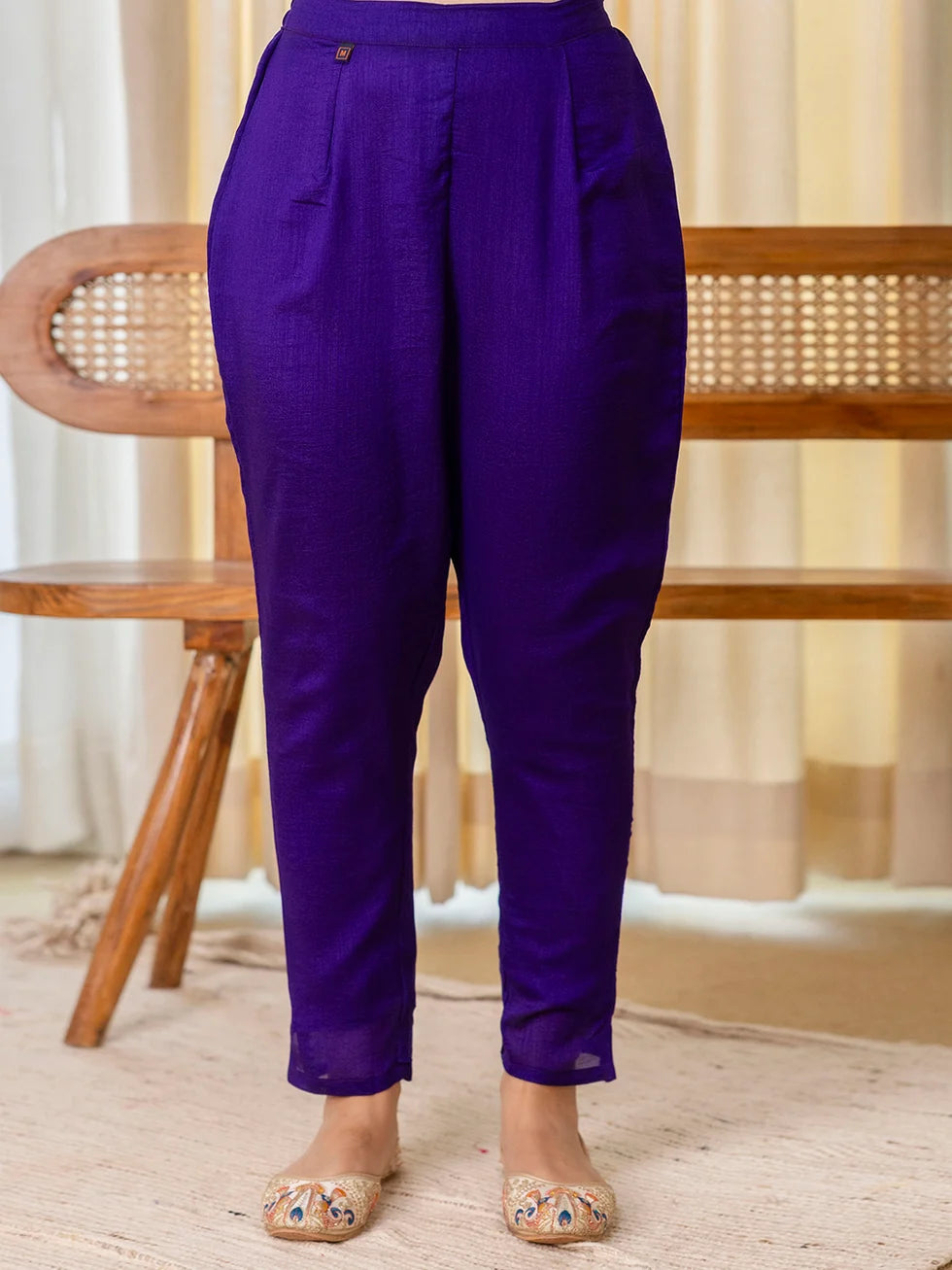 Kriti Women's Purple Festive Thread Work Straight Kurta Set