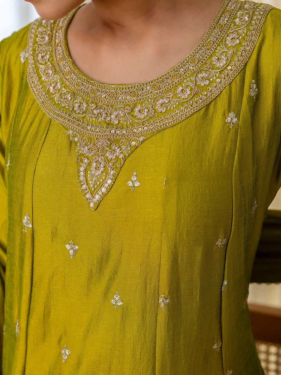 Priya Women’s Lemon Green Festive Embroidered Straight Kurta Pant