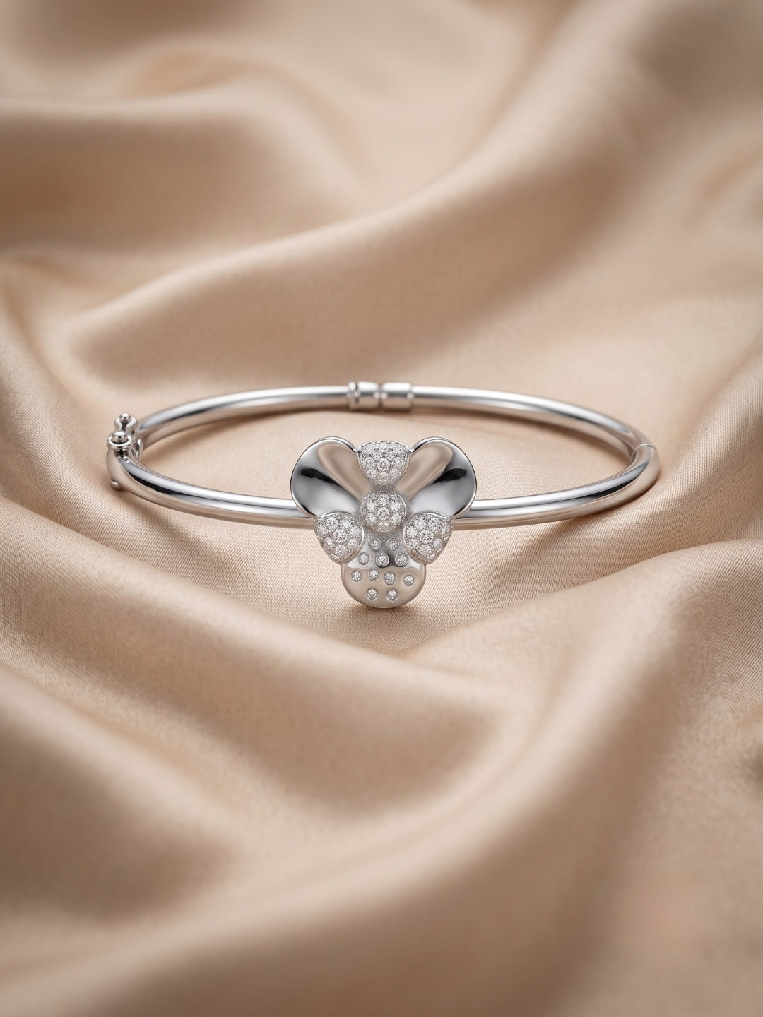 92.5 Sterling Silver Bloom Crystal Flower Silver Bracelet for Women