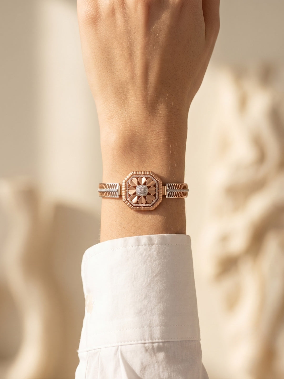 92.5 Sterling Silver Radiant Bloom Geometric Bracelet for Women
