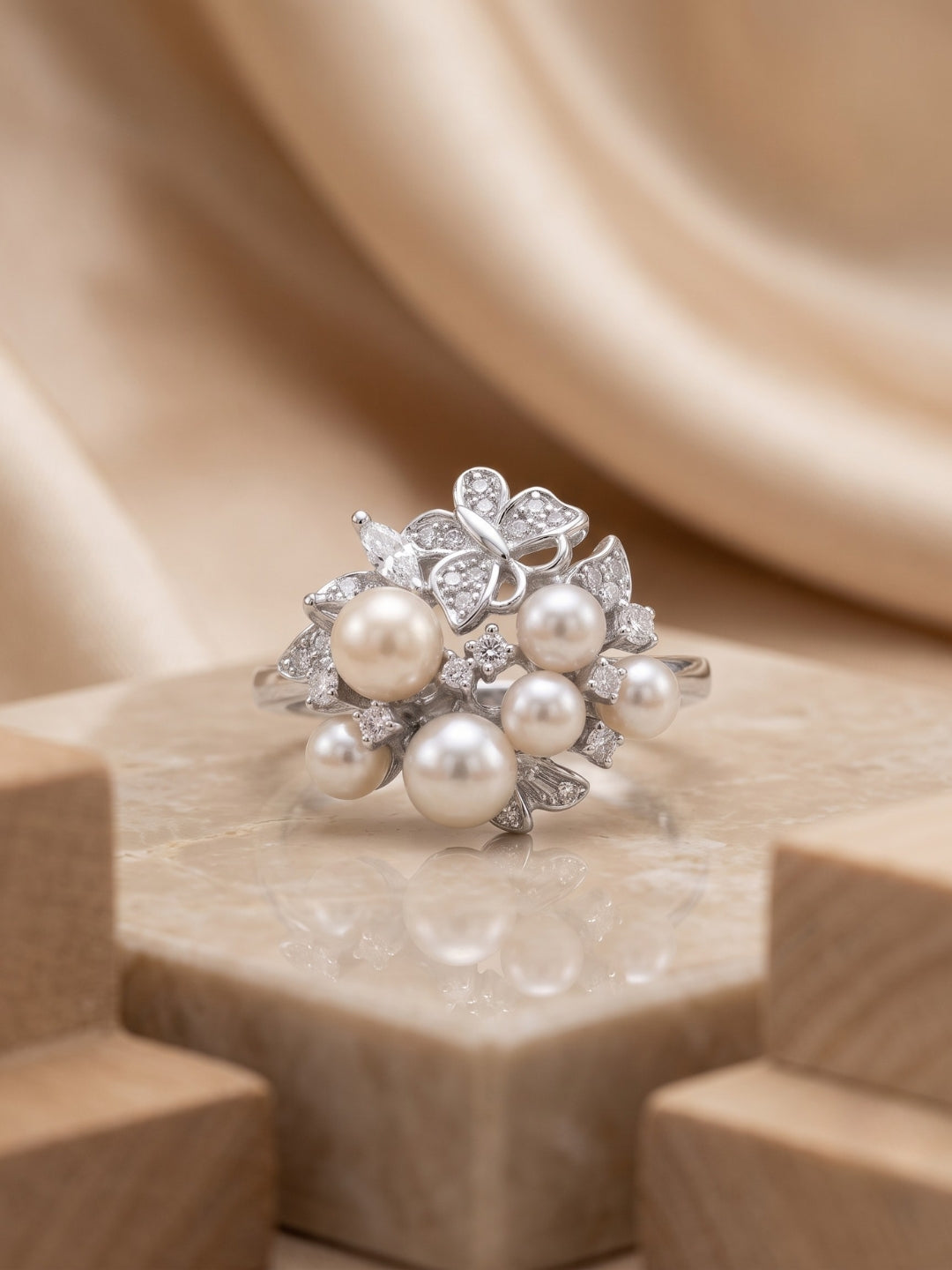 925 Sterling Silver Freshwater Pearl Floral Statement Ring for Women