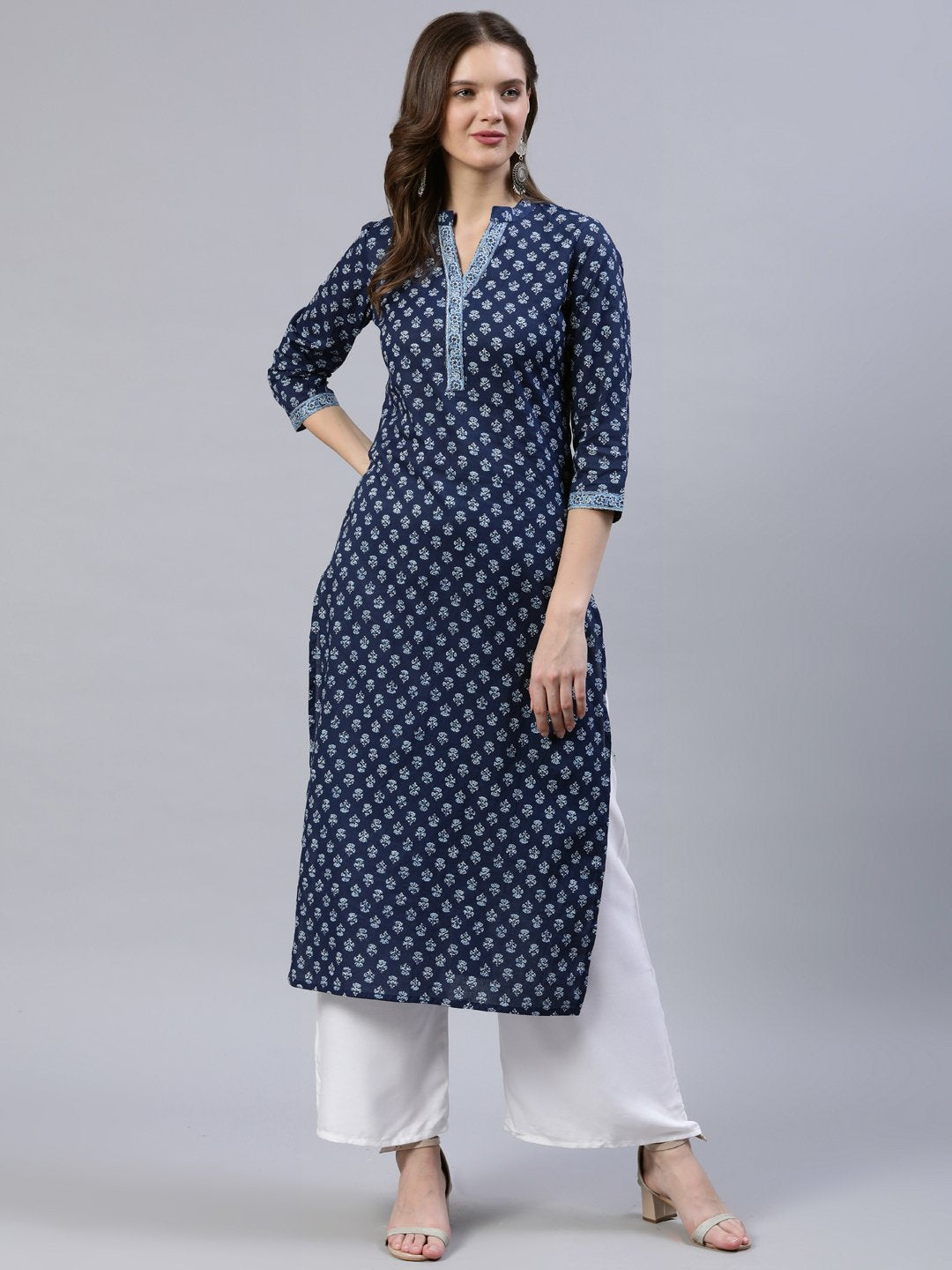 Women Indigo Blue Printed Straight Kurta With Three Quarter Sleeves